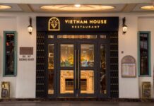 Vietnam House Restaurant Gói Trọn Mỹ Vị Biển Xanh Vào Tiệc Đoàn Viên Ấm Áp