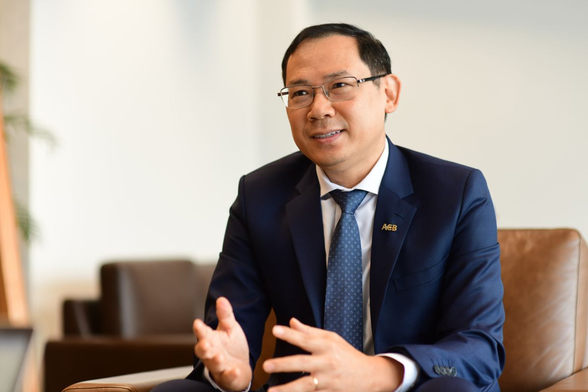 Phu nu hien dai ACB 02