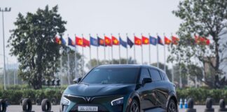 Mua VinFast VF 7 lúc này, hưởng trọn bộ ba ưu đãi: Lãi suất cố định, 0 đồng vốn đối ứng, sạc miễn phí 3 năm