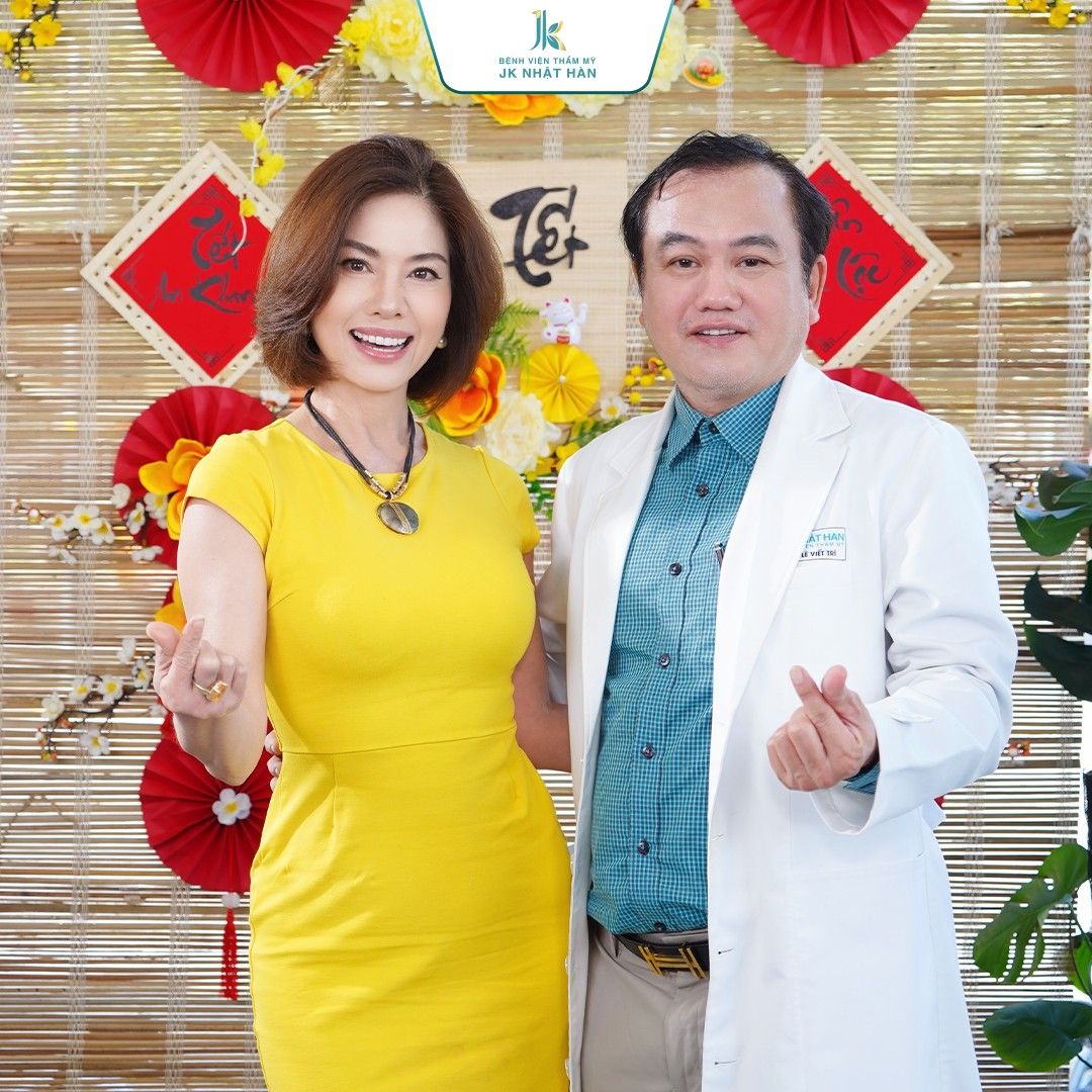 Phu nu hien dai ho le thu 01