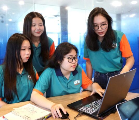 Công nghệ và chuyển đổi số: Động lực quan trọng phát triển trong kỷ nguyên mới