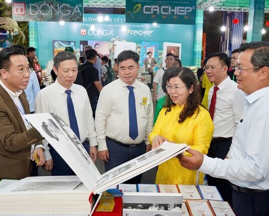 Lễ hội Đường sách Tết Bính Ngọ thu hút hơn 1,1 triệu lượt khách tham quan