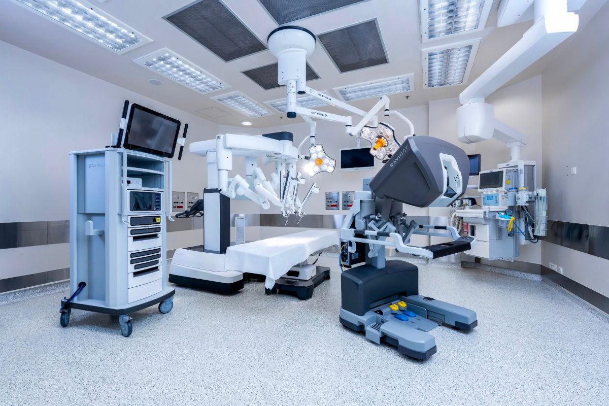 Phu nu hien dai ROBOT FV DA VINCI 05