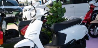 Chọn xe máy tầm giá 30 triệu đồng: Xe điện ngày càng hot, xe xăng lép vế nặng nề