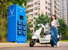 VinFast Viper: Mẫu xe máy điện đổi pin khuấy đảo giới văn phòng giữa bão giá xăng, “ưu đãi full combo” chỉ còn tính bằng giờ
