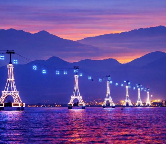 Cáp treo Vinpearl Nha Trang lọt Top cáp treo đẹp nhất châu Á
