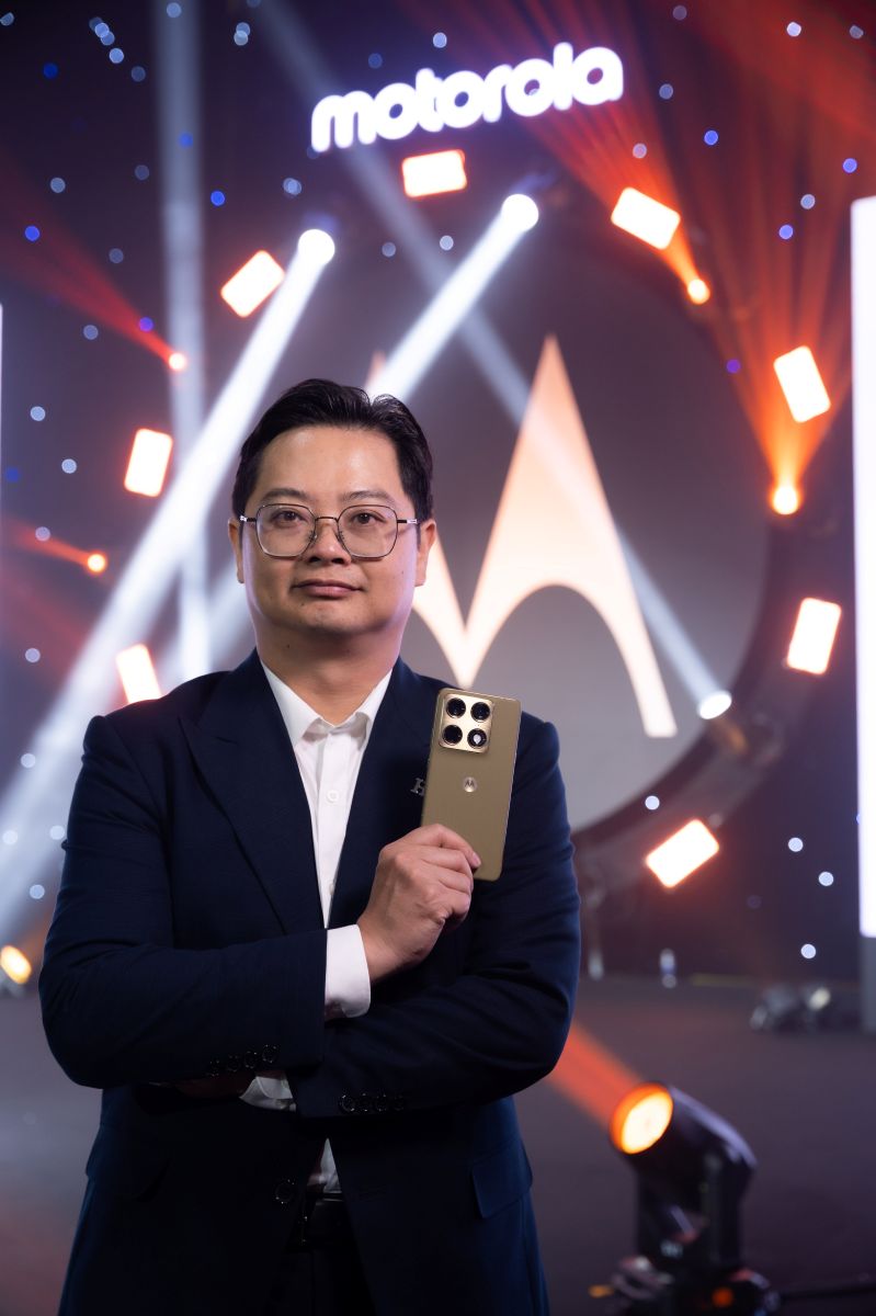 Phu nu hien dai la hong hung motorola