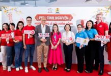 Tập thể nhân viên, tư vấn viên Prudential khởi đầu năm mới ý nghĩa bằng hoạt động hiến máu