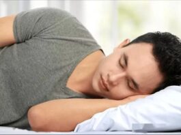 Nên nằm nghiêng hay ngửa khi ngủ?