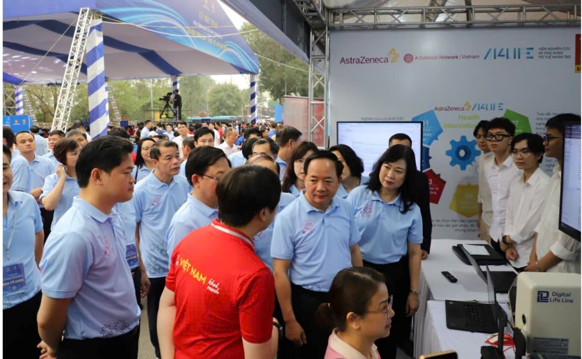 ASTRAZENECA VIỆT NAM ĐỒNG HÀNH CÙNG “NGÀY SỨC KHỎE TOÀN DÂN 2026 – CHỦ ĐỘNG PHÒNG BỆNH VÌ MỘT VIỆT NAM KHỎE MẠNH” VỚI CÁC HOẠT ĐỘNG KHÁM SÀNG LỌC VÀ CHUYỂN ĐỔI SỐ Y TẾ 1 Phu nu hien dai ASTRAZENECA viet nam 01