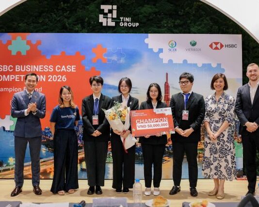 Sinh viên Đại học Ngoại thương Hà Nội vô địch Cuộc thi Giải quyết Tình huống Kinh doanh HSBC 2026 với bài toán tăng trưởng K-pop toàn cầu
