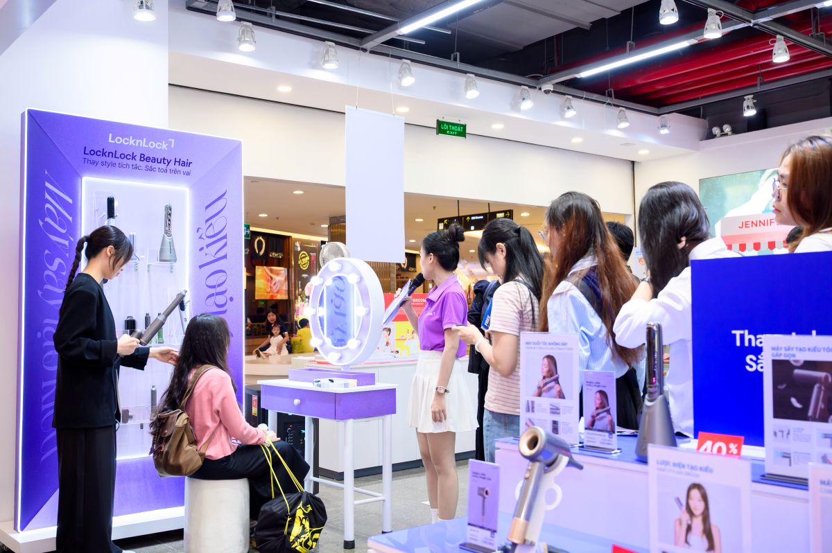 Phu nu hien dai LocknLock lam dep 01