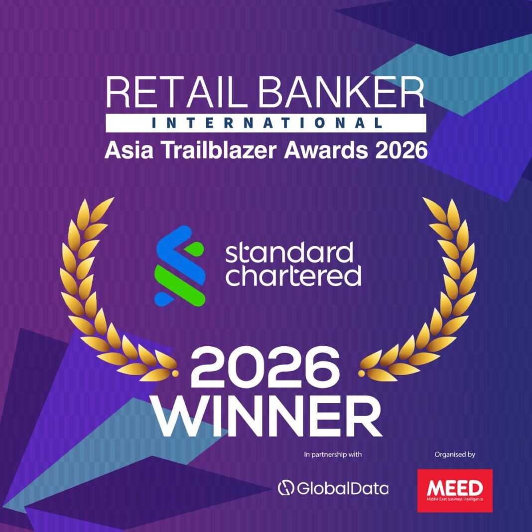 Phu_nu_hien_dai_Standard_Chartered_01