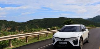 VinFast VF 7 khiến người dùng quyết gắn bó lâu dài: Cầm lái một lần là “dính”, chi phí nhẹ đi rõ rệt