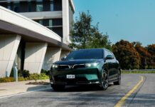 Từ tình huống khẩn cấp trên cao tốc, chủ xe thêm tin lựa chọn VinFast VF 9 là đúng