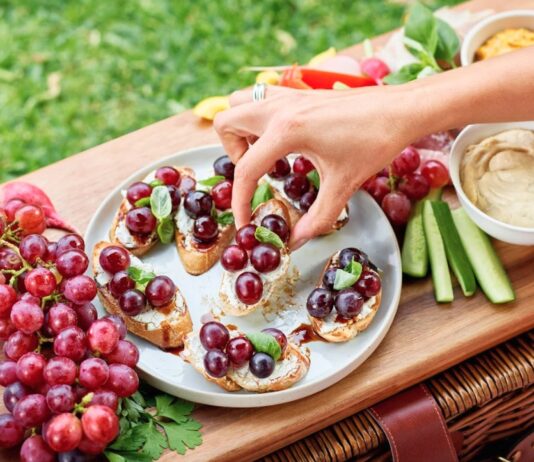 Ngọt mà không “tội lỗi”: Lối sống fitness đang thay đổi cách người Việt ăn vặt