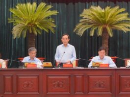 TPHCM sẽ miễn phí xe buýt và phí hạ tầng cửa khẩu