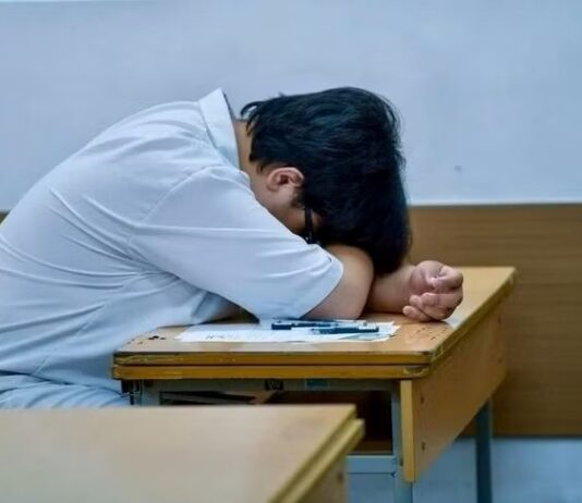 Cùng con xử lý mâu thuẫn học đường: Đừng xem là ‘chuyện trẻ con’