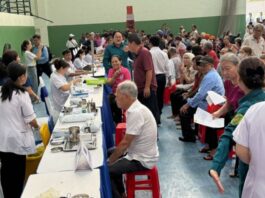 Đồng loạt tổ chức khám tầm soát sức khỏe cho người dân