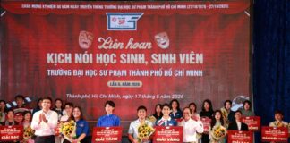 Sinh viên Sư phạm chuyển hóa các vấn đề nóng qua các tiết mục kịch nói