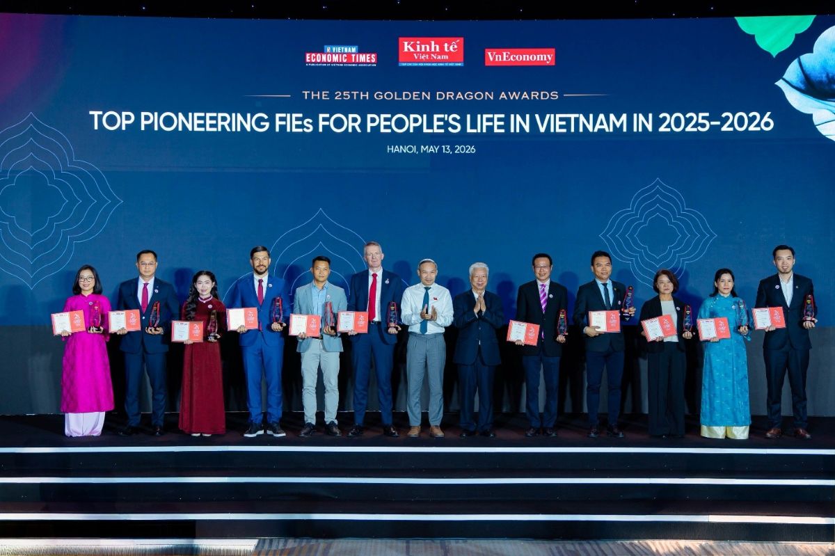 Phu nu hien dai GENERALI giai thuong rong vang 04