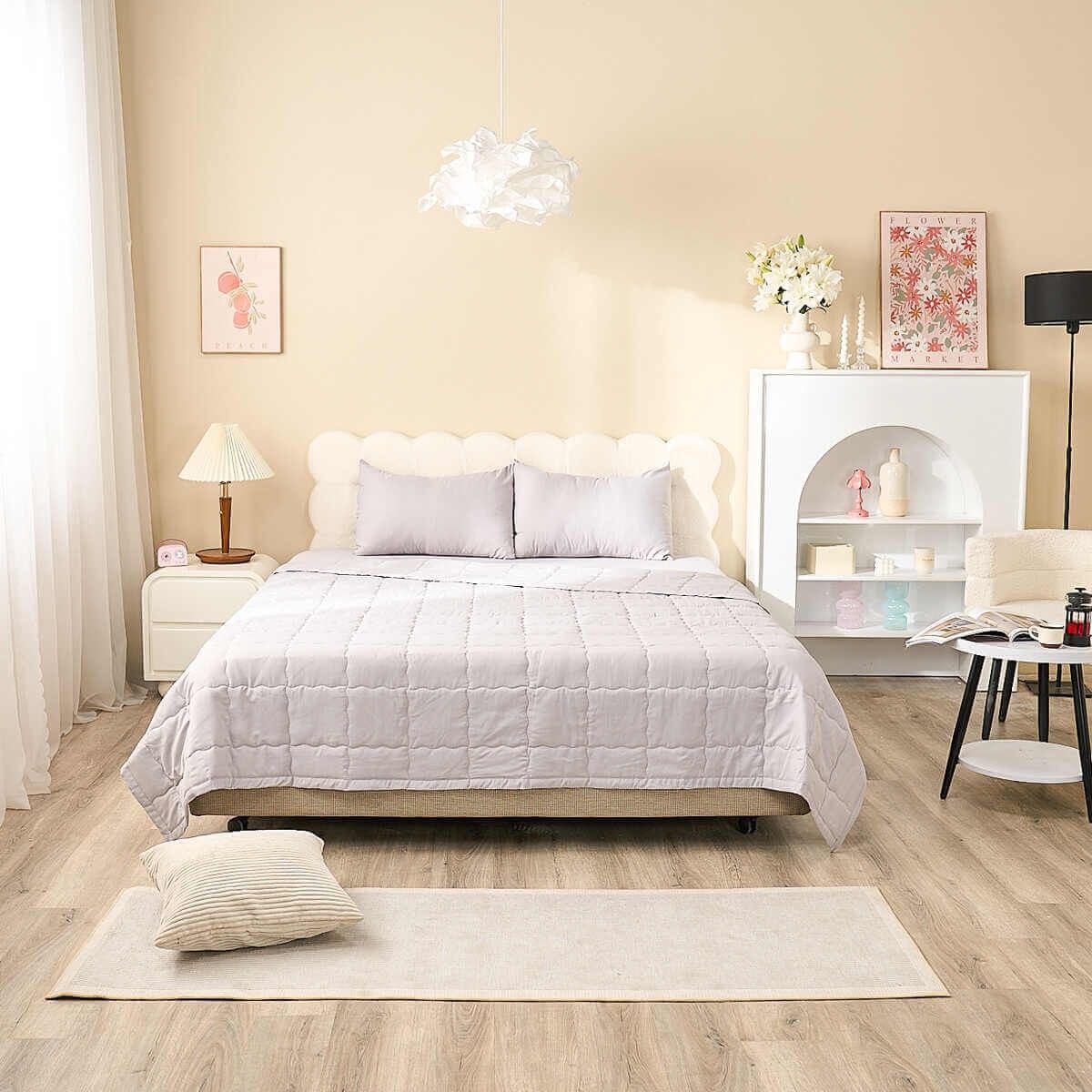 Xu hướng chăm sóc giấc ngủ của người trẻ hiện nay 4 Phu nu hien dai nem goodnight 04