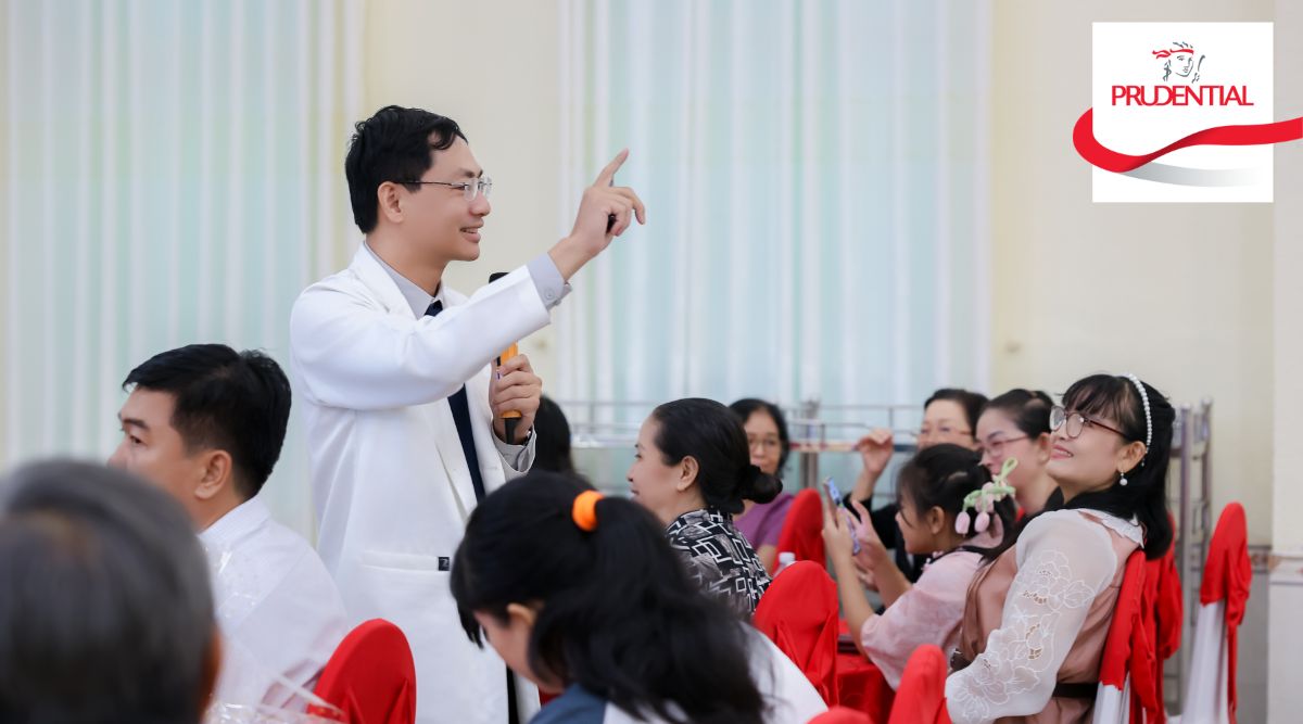 Chương trình “Tiếp bước sống vui” tri ân khách hàng đáo hạn, nâng cao niềm tin dài hạn 2 Phu nu hien dai prudentail tiep buoc song vui 01
