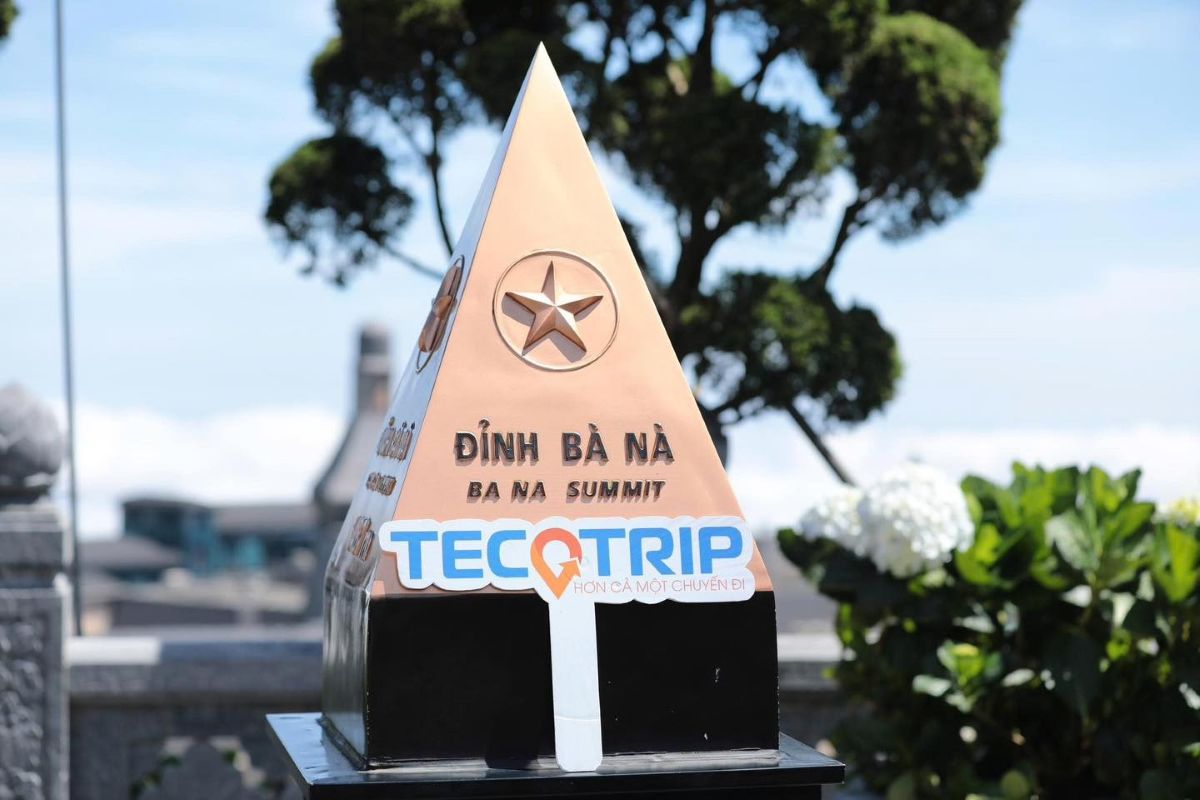 Phu nu hien dai tecotrip du lich so 03