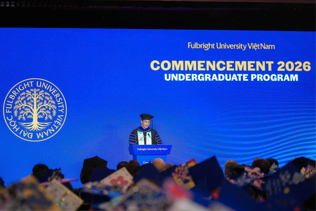 Phu nu hien dai Dai hoc Fulbright 02