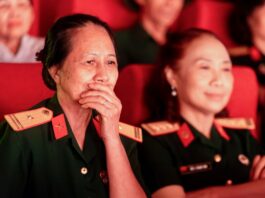 Khi những chứng nhân lịch sử đắm chìm trong 4.000 năm hào khí “Đất Nước Thiên Hùng Ca”