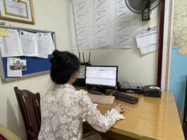 Những người phụ nữ “đọc vị” bầu trời