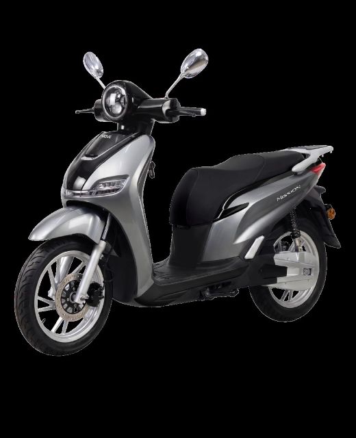 XE ĐIỆN MOVE RA MẮT ĐỒNG LOẠT 5 DÒNG XE MÁY ĐIỆN 3 Phu nu hien dai Xe may dien smart move 04