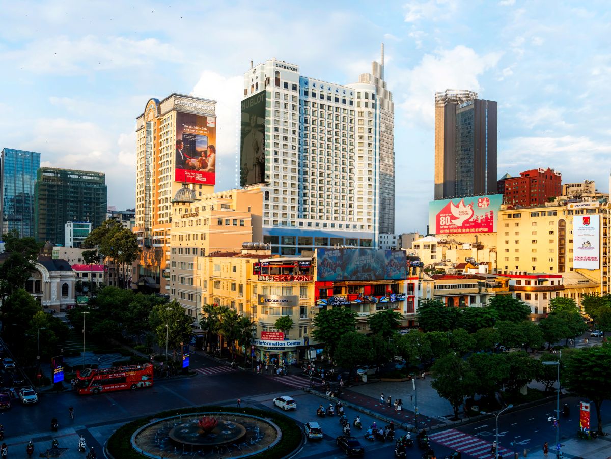 Phu nu hien dai prudential 01