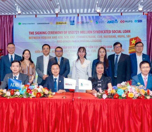 Standard Chartered huy động thành công khoản vay hợp vốn xã hội trị giá 721 triệu USD cho HDBank