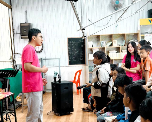 Phu nu hien dai thay co nhi 04