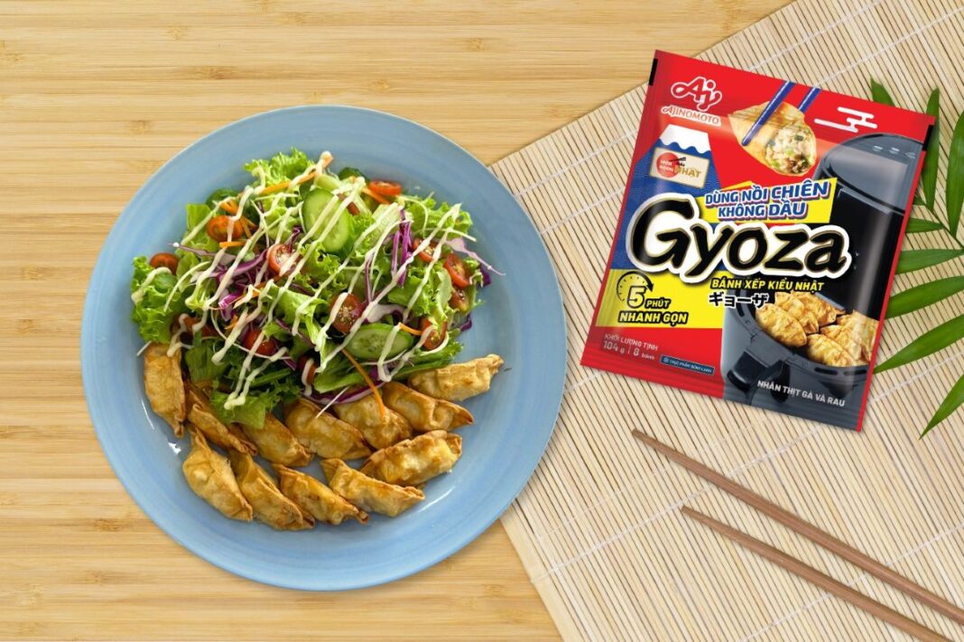 Phu_nu_hien_dai_ajinomoto_gyoza_04