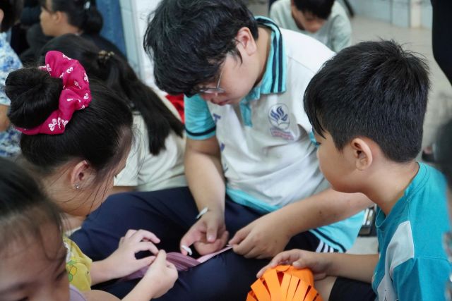 Mang niềm vui đến các em Trường Phổ cập qua chương trình ‘Thắp sáng mùa trăng 2026’ 2 Phu nu hien dai nang cao nguyen 19