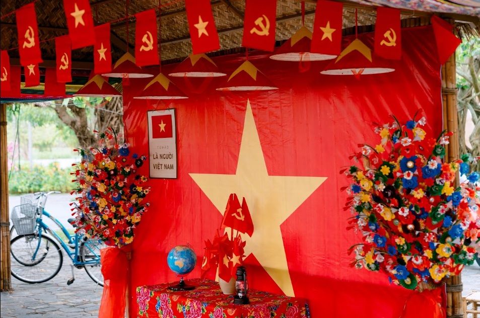 Phu nu hien dai nghi le vingroup 03