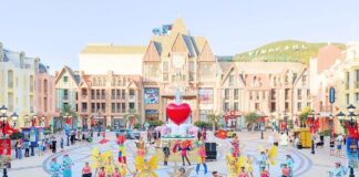 Đi giữa Việt Nam mùa tự hào: Những trải nghiệm làm nên kỳ nghỉ Tết Độc Lập khác biệt