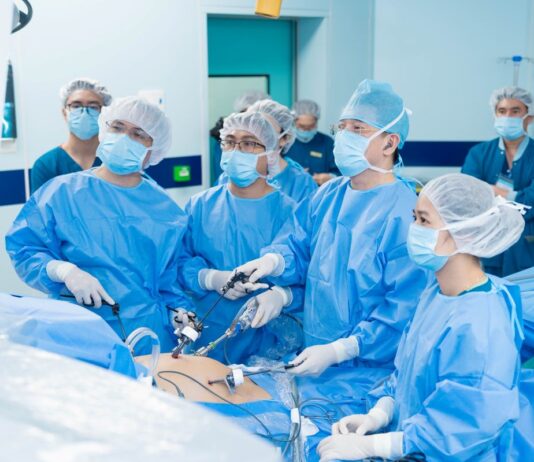 Ba ngày, hai cuộc ghép gan đặc biệt tại Vinmec: Cha cứu con, con lại cứu cha
