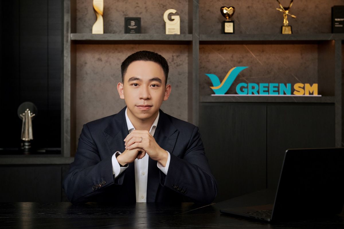 Phu nu hien dai GSM pham nhat minh hoang 01
