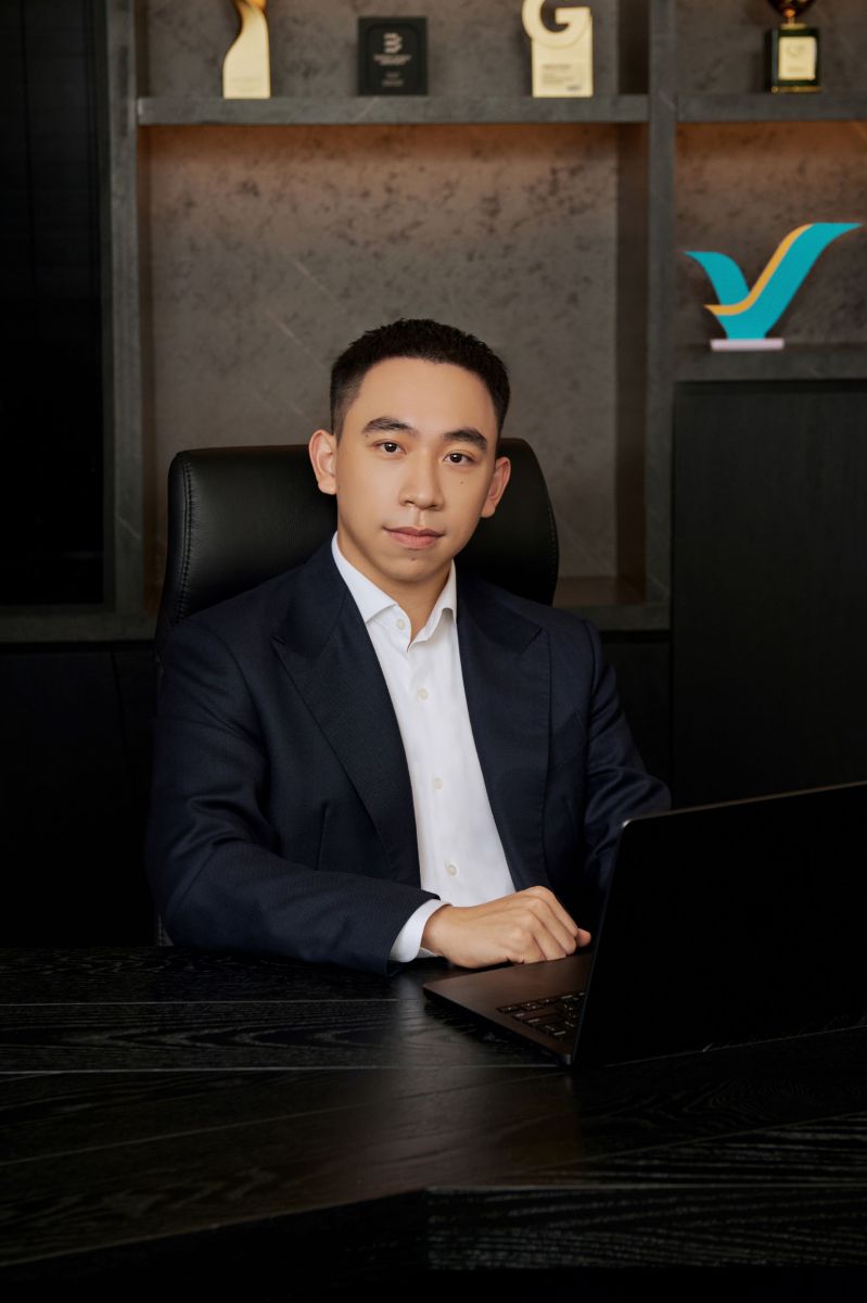 Phu nu hien dai GSM pham nhat minh hoang 02