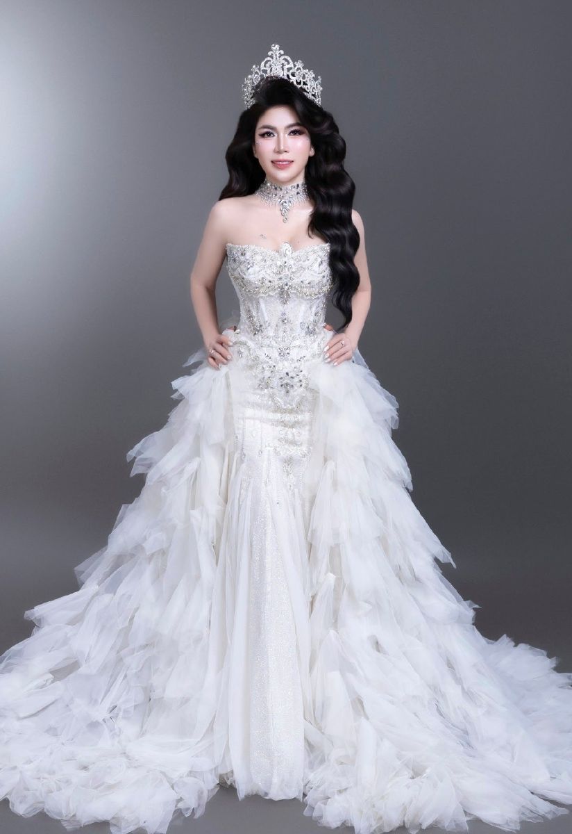 Á Hậu Tài Sắc Thế Giới Thiên Hương: Vẻ đẹp cuốn hút đến từ khí chất và trí tuệ 2 Phu nu hien dai a hau thien huong 03