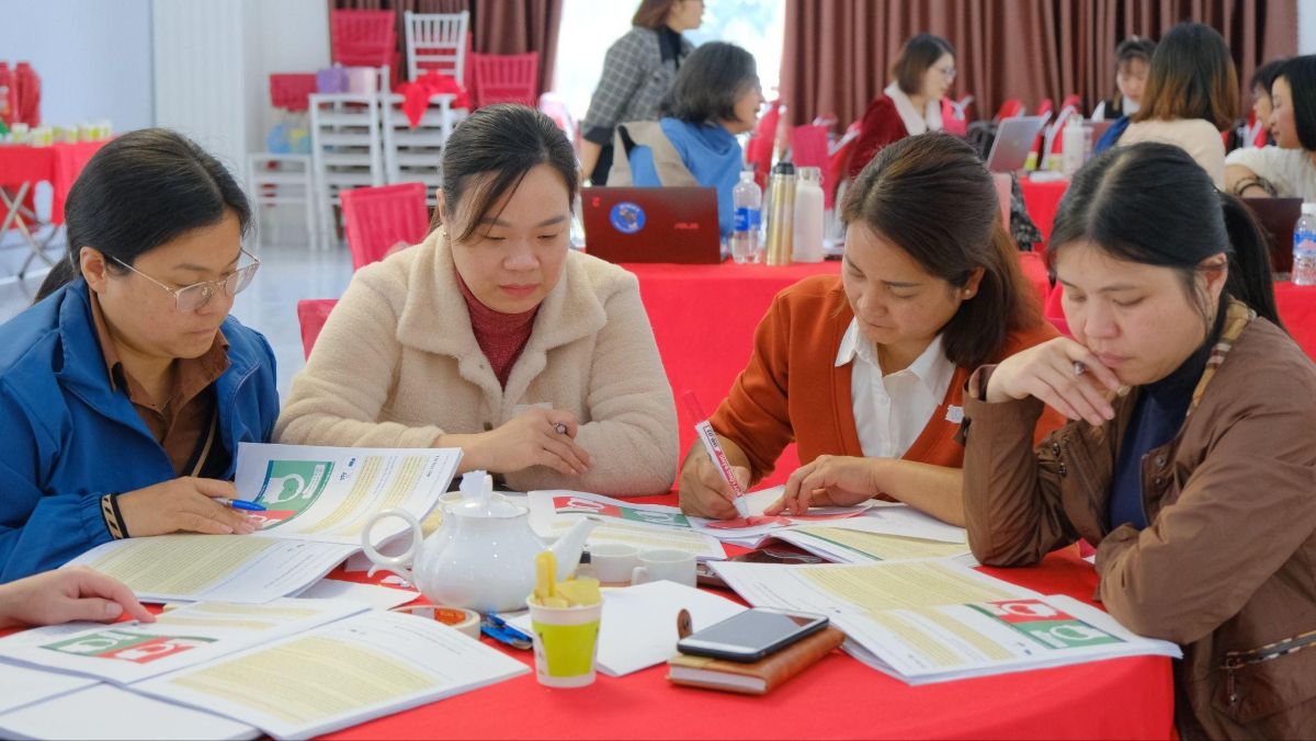Phu nu hien dai talk VVOB 03
