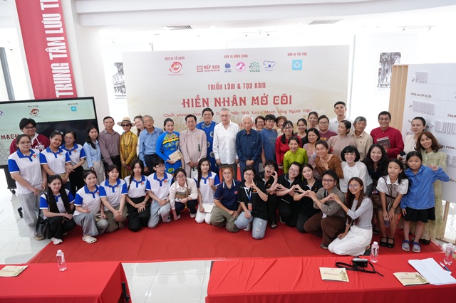 Trienlamtoadam hien nhan mo coi Phunuhiendai 5